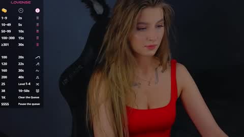 Snapshot of saillise chatting on 03-14-26, 11:32 Sofia online show from 03-14-26, 11:32