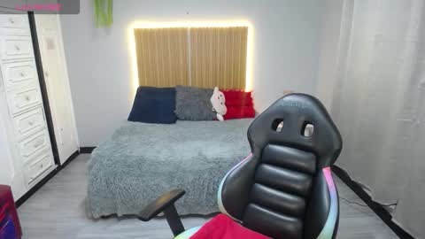 sailor online show from 02-19-26, 03:57