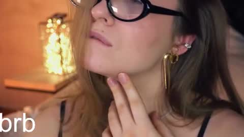 Snapshot of saint_trisha chatting on 06-11-26, 12:32 Trisha online show from 06-11-26, 12:32