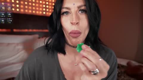 saintjade online show from 11-03-25, 04:25