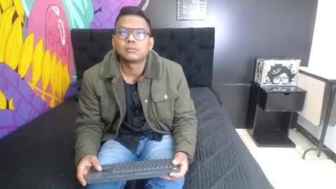 Saipadpuer30 online show from 01-18-25, 04:04