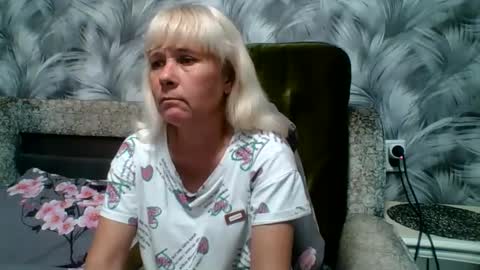 sakura_blonde online show from 10-13-25, 08:47