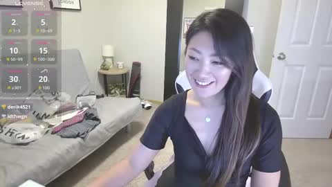 Sakura online show from 10-05-25, 10:46