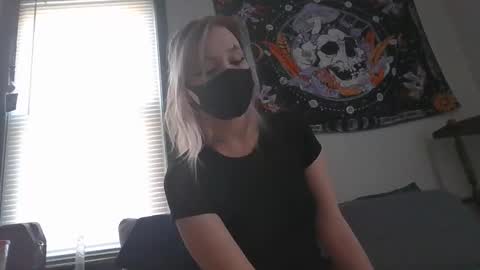 Snapshot of salem_veil chatting on 02-28-26, 08:10 Salem Veil online show from 02-28-26, 08:10