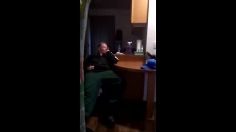 Snapshot of salis1981 chatting on 04-11-26, 02:05 salis1981 online show from 04-11-26, 02:05
