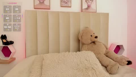 Sally online show from 04-09-26, 08:47