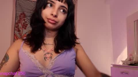 Snapshot of sallymaddoxx chatting on 05-20-26, 01:06 sallymaddoxx online show from 05-20-26, 01:06