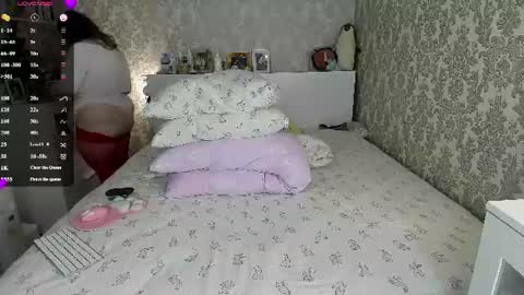 Snapshot of salma_queen chatting on 06-30-26, 08:43 SalmaRoth online show from 06-30-26, 08:43