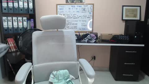 Snapshot of salome_010 chatting on 01-02-25, 10:33 Salome online show from 01-02-25, 10:33