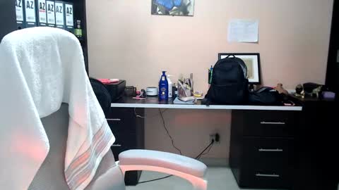 Snapshot of salome_010 chatting on 02-21-25, 12:27 Salome online show from 02-21-25, 12:27