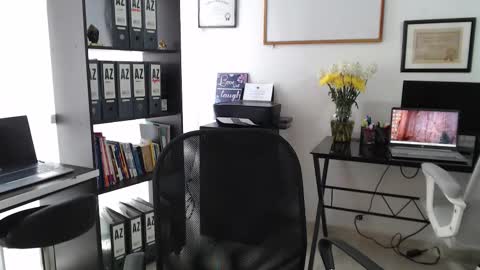 Snapshot of salome_010 chatting on 10-16-25, 02:51 Salome online show from 10-16-25, 02:51