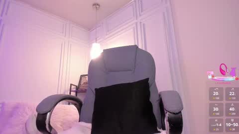 salome__evans online show from 09-17-25, 01:35