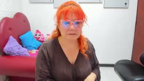 Snapshot of salomee_diazz chatting on 06-13-26, 09:13 Salomee diazz online show from 06-13-26, 09:13