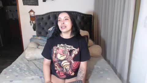 yenny online show from 04-19-26, 03:50