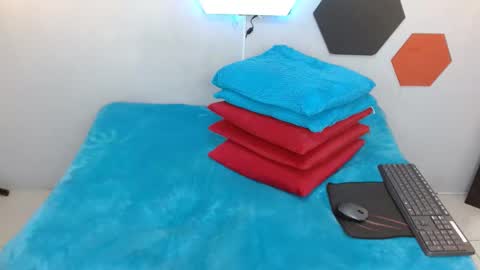 martina online show from 02-16-25, 05:15