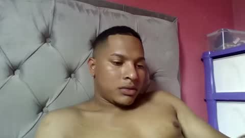 Snapshot of salomoon23 chatting on 12-01-24, 05:57 INSTAGRAM luis1pedraza online show from 12-01-24, 05:57