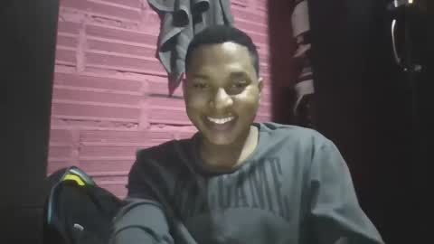 Snapshot of salomoon23 chatting on 01-10-25, 01:10 INSTAGRAM luis1pedraza online show from 01-10-25, 01:10