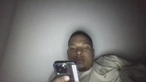 Snapshot of salomoon23 chatting on 09-28-25, 02:06 INSTAGRAM luis1pedraza online show from 09-28-25, 02:06