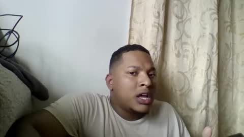 Snapshot of salomoon23 chatting on 10-05-25, 06:50 INSTAGRAM luis1pedraza online show from 10-05-25, 06:50