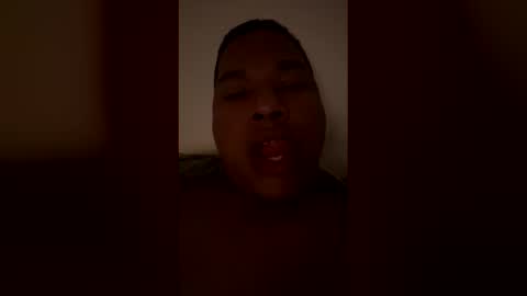 Snapshot of salomoon23 chatting on 06-04-26, 03:01 INSTAGRAM luis1pedraza online show from 06-04-26, 03:01