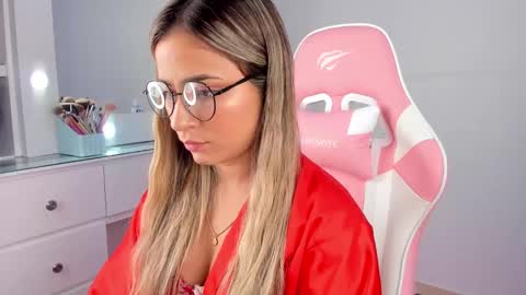 Salome online show from 03-07-25, 03:40