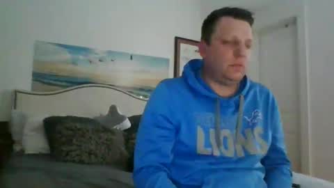 Snapshot of salsbud2022 chatting on 02-13-25, 08:17 salsbud2022 online show from 02-13-25, 08:17