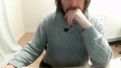 Snapshot of saltimbanquier chatting on 12-12-24, 07:19 Saltimbanquier Salt ou Banquier online show from 12-12-24, 07:19