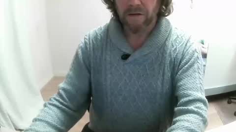 Snapshot of saltimbanquier chatting on 12-16-24, 04:16 Saltimbanquier Salt ou Banquier online show from 12-16-24, 04:16