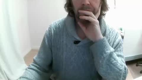 Snapshot of saltimbanquier chatting on 12-17-24, 07:18 Saltimbanquier Salt ou Banquier online show from 12-17-24, 07:18