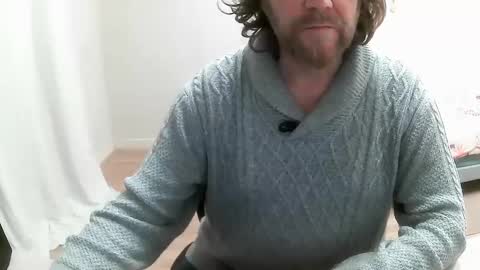 Snapshot of saltimbanquier chatting on 02-26-25, 07:38 Saltimbanquier Salt ou Banquier online show from 02-26-25, 07:38