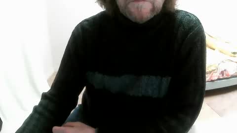 Snapshot of saltimbanquier chatting on 02-28-25, 02:09 Saltimbanquier Salt ou Banquier online show from 02-28-25, 02:09