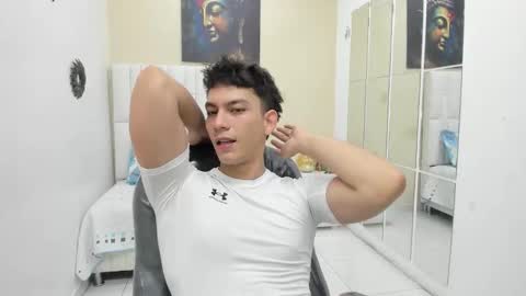 Salvatore online show from 11-25-25, 12:27