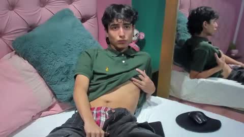 Snapshot of salvatore_monterey chatting on 12-10-24, 10:26 salvatore online show from 12-10-24, 10:26