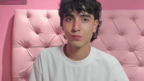 Snapshot of salvatore_monterey chatting on 01-18-25, 08:52 salvatore online show from 01-18-25, 08:52