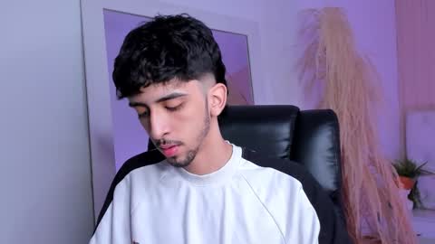 Snapshot of salvatore_monterey chatting on 09-20-25, 09:27 salvatore online show from 09-20-25, 09:27