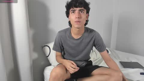 salvatore_montt online show from 02-11-25, 01:20