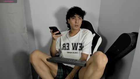 salvatore_montt online show from 02-16-25, 12:52