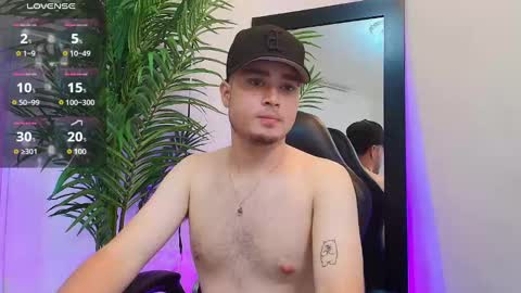 Snapshot of salvatore_muller chatting on 09-20-25, 11:17 Salvatore  online show from 09-20-25, 11:17