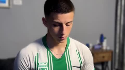 Salvatore online show from 02-12-26, 02:17