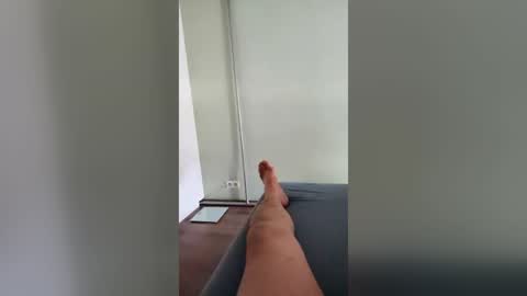 sam12205992 online show from 06-17-26, 04:37