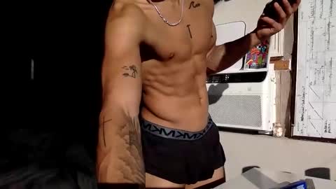 Snapshot of sam9826wh chatting on 12-01-24, 04:29 sam9826wh online show from 12-01-24, 04:29