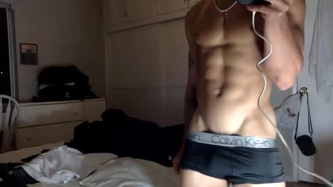 Snapshot of sam9826wh chatting on 12-13-24, 08:20 sam9826wh online show from 12-13-24, 08:20