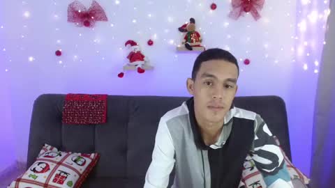 Snapshot of sam_17_cm chatting on 12-11-24, 12:12 SAM AND BRENDA online show from 12-11-24, 12:12