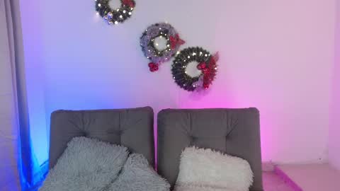 Snapshot of sam_17_cm chatting on 01-08-25, 12:15 SAM AND BRENDA online show from 01-08-25, 12:15