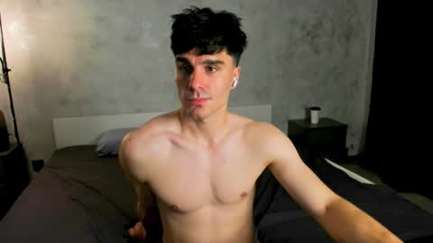 Snapshot of sam_huston18 chatting on 07-13-26, 11:29 BACK IN 2 WEEKS online show from 07-13-26, 11:29