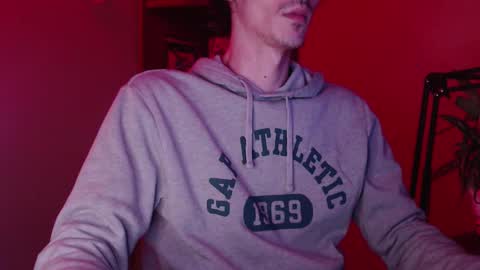 Snapshot of sam_skywalker chatting on 11-13-25, 08:19 sam_skywalker online show from 11-13-25, 08:19