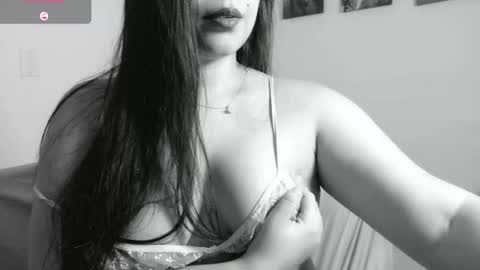 samannthaa_1 online show from 02-07-26, 09:51