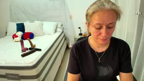 Snapshot of samanta_stone69 chatting on 05-28-26, 09:34 Samanta Stone online show from 05-28-26, 09:34