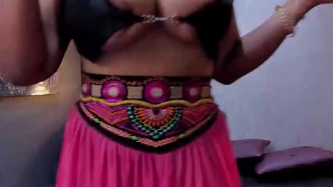 Snapshot of samantablake chatting on 01-18-26, 10:02 Samanta online show from 01-18-26, 10:02