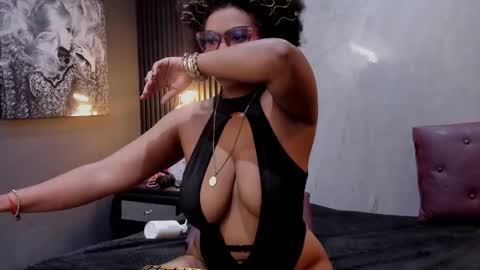 Snapshot of samantablake chatting on 02-07-26, 08:12 Samanta online show from 02-07-26, 08:12